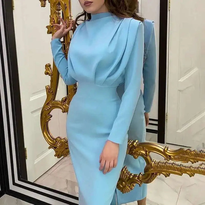 Alvienne – Elegante Getailleerde Midi Jurk