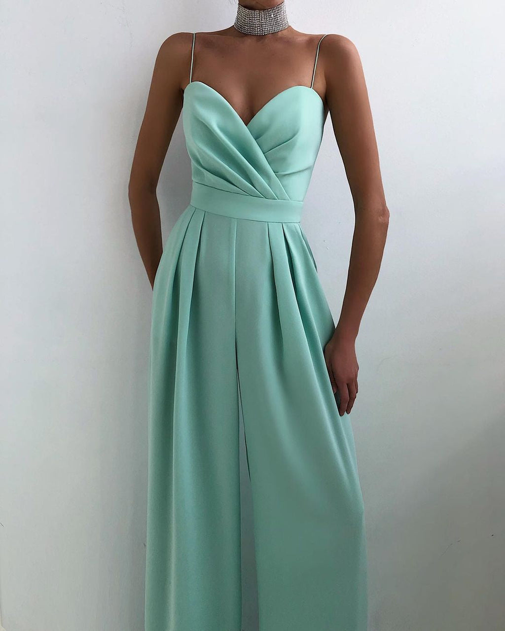 Elegante Jumpsuit met Spaghettibandjes en Wijde Pijpen
