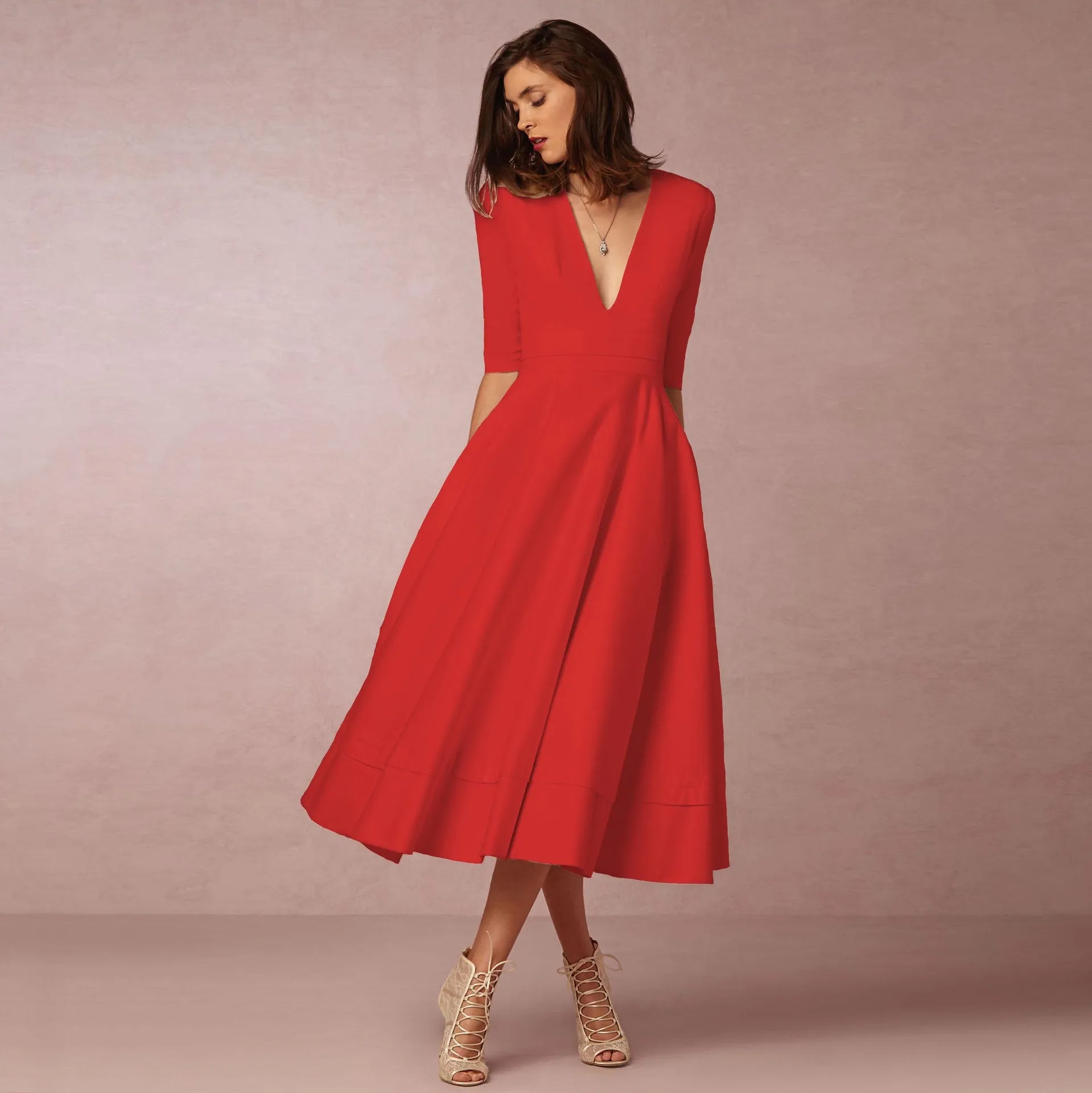 Bellezza – Elegante A-lijn Jurk met Diepe V-hals Dames