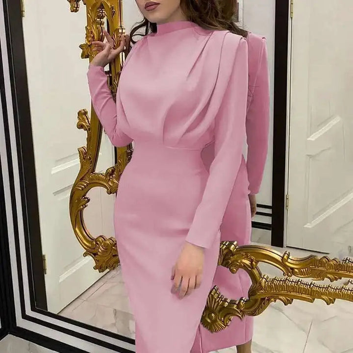 Alvienne – Elegante Getailleerde Midi Jurk