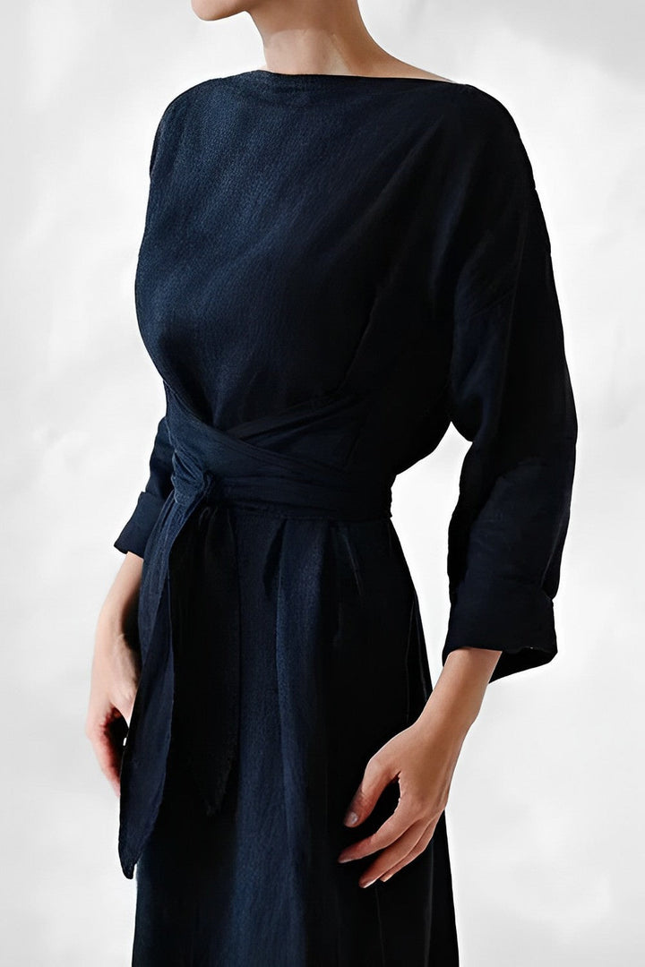 Avenie – Stijlvolle Maxi Jurk met Strikdetail