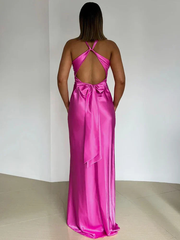 Sexy Satijnen Maxi Jurk met Open Rug en Strikdetail