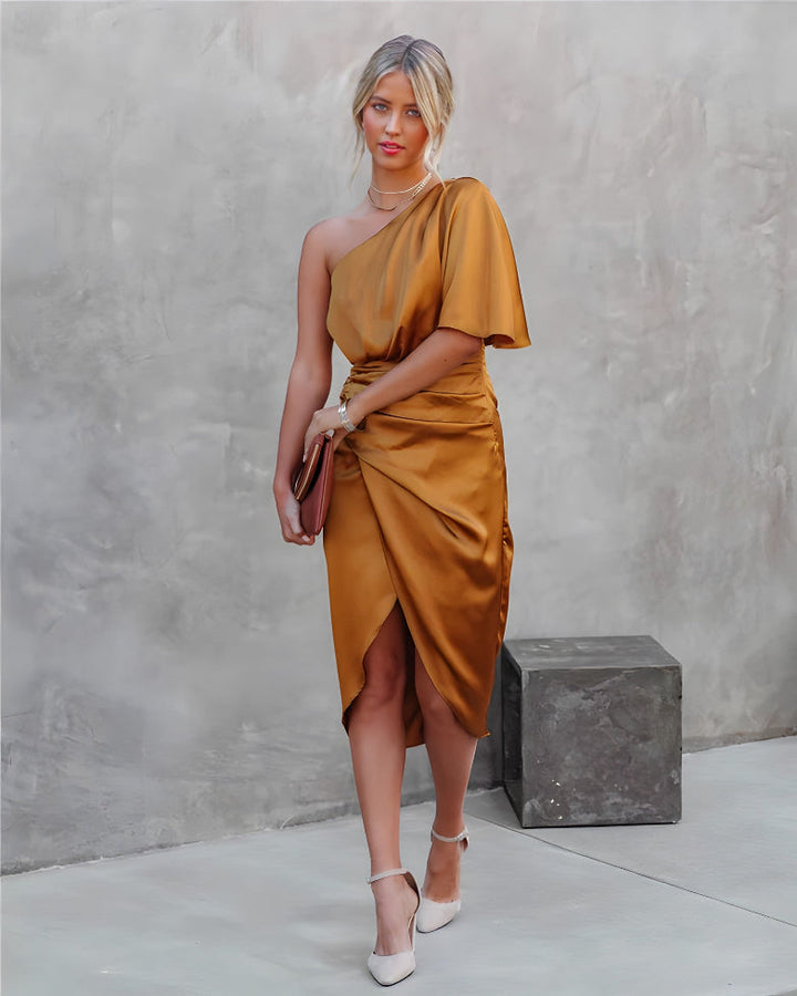 Soraya – Asymmetrische Off-Shoulder Jurk
